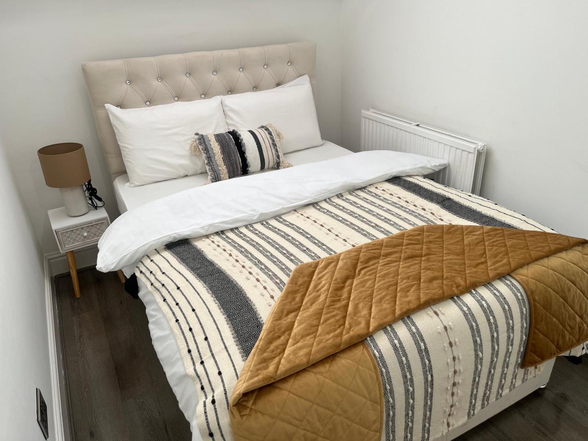 Charming 1 Bedroom Apartment In The Heart Of Manchester Close To Manchester City Centre And Etihad Stadium Buitenkant foto